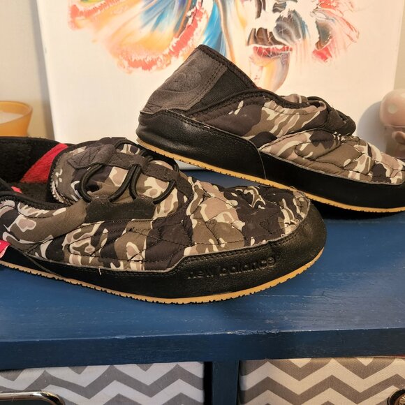 Men's size 11 NEW BALANCE green camouflage slip on fabric|leather sneakers - Picture 2 of 10